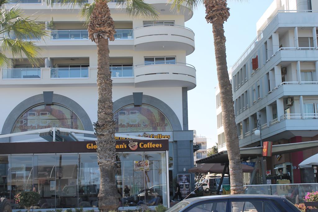 Mama Seaside Apartment Larnaca Buitenkant foto